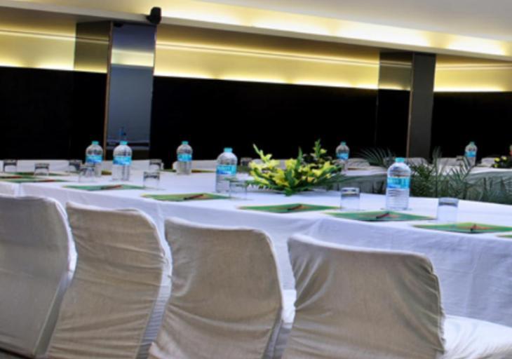 Hotel Milan Palace Prayagraj Exterior photo